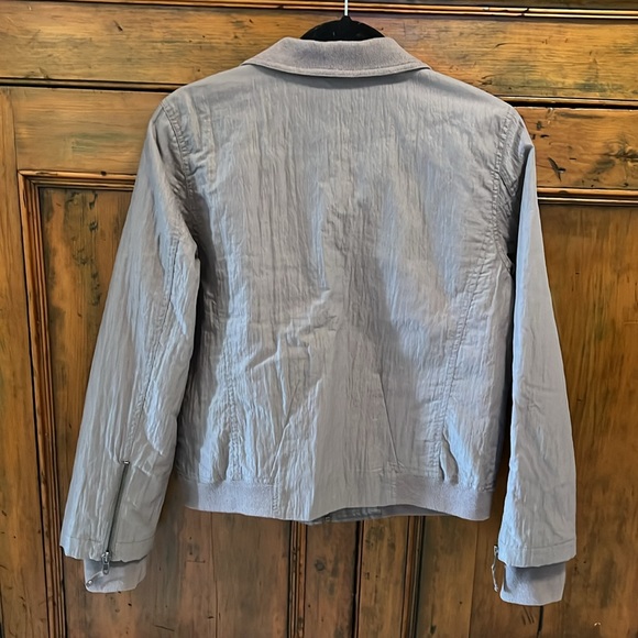 Beautiful Spring Jacket - Picture 5 of 7